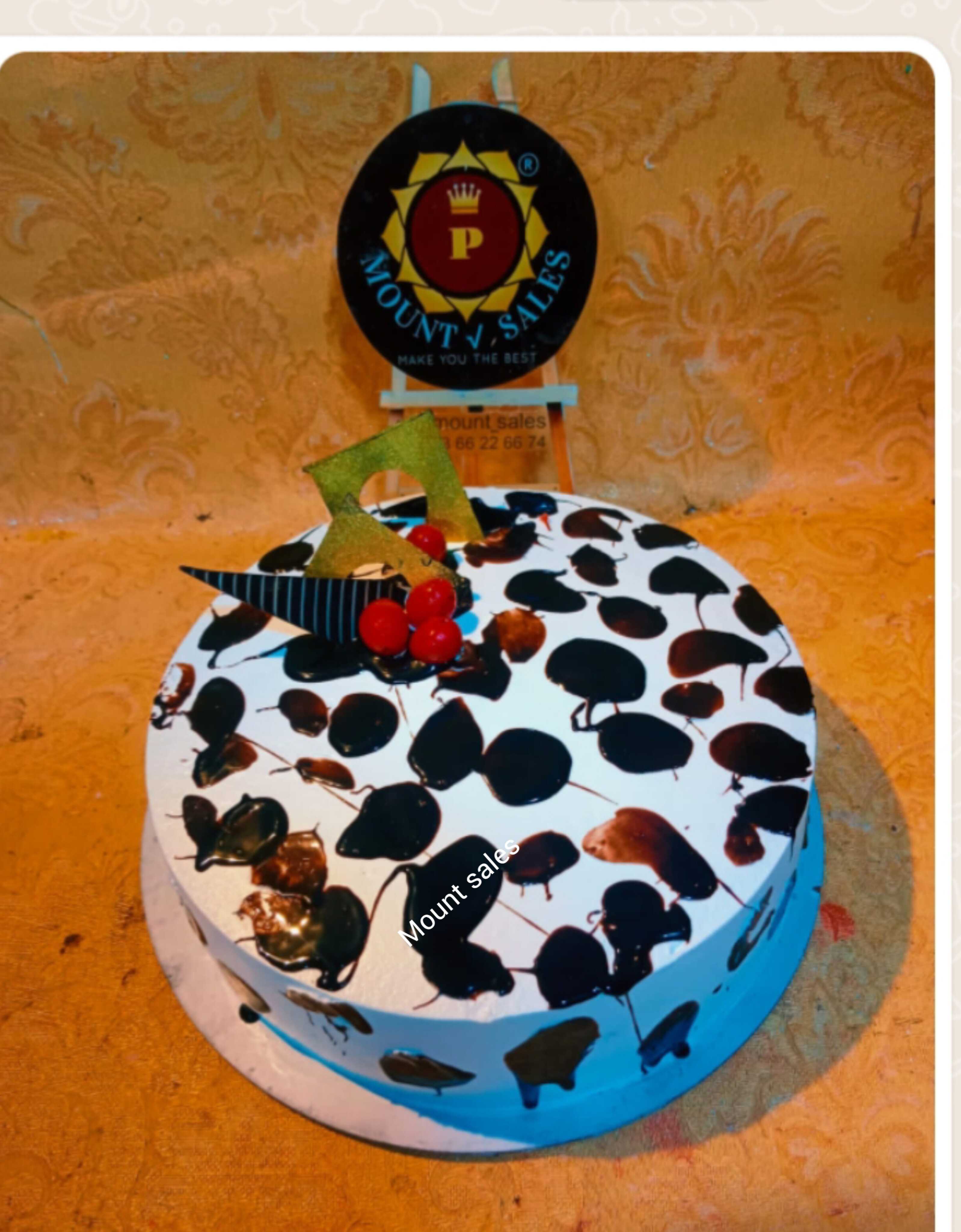 Premium RED N White Velvet Cake